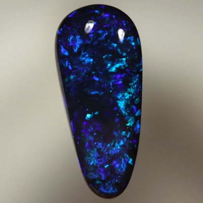 SOLID BLACK OPAL Sparkles of bright blues